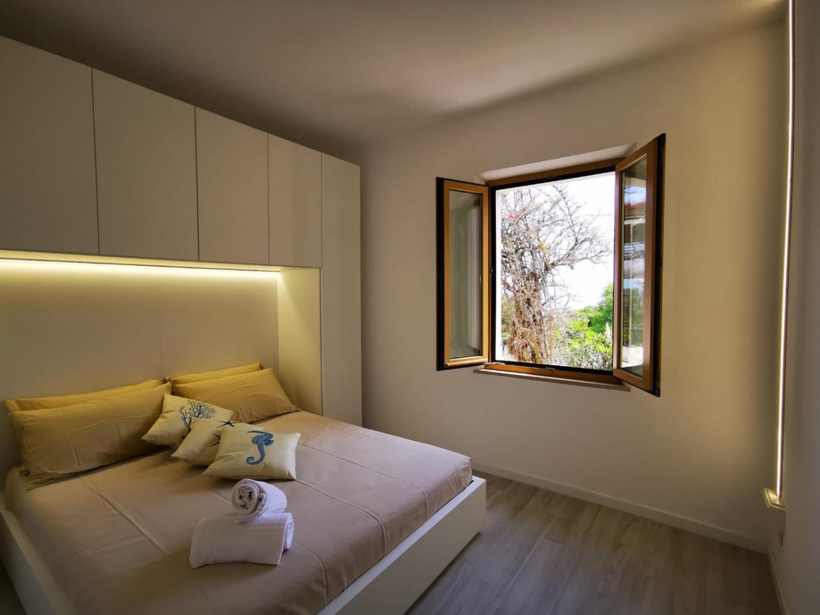 Casa Panoramica Bouganville Sant'Andrea  Bagian luar foto